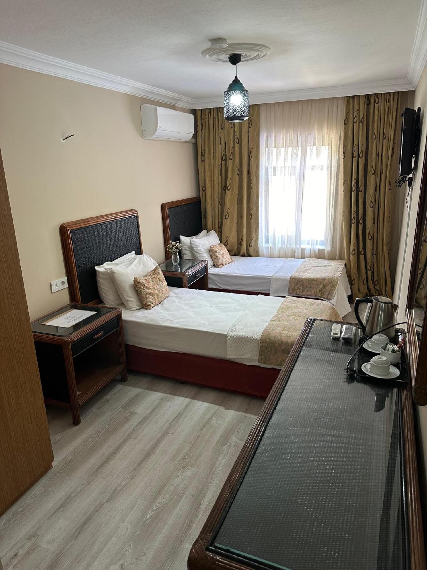 Loost Town Inn Hotel アンタルヤ エクステリア 写真